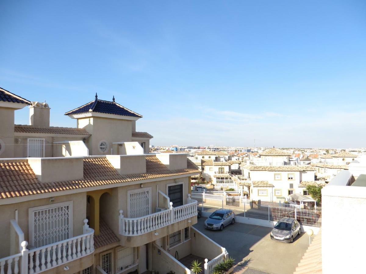 Casa Para Descanso Dehesa de Campoamor  Luaran gambar